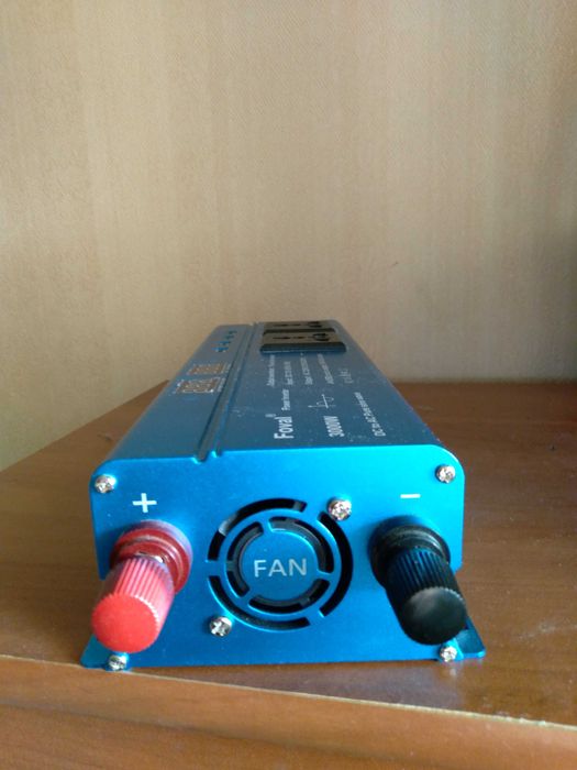 Інвертор Foval 3000W 12V/220V, чиста синусоїда.