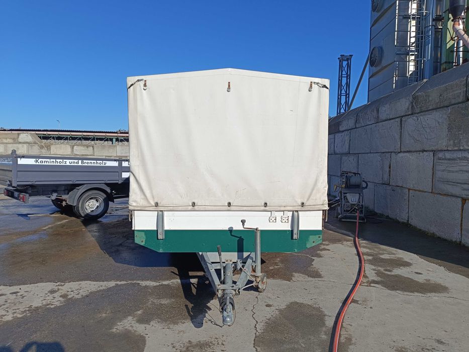 Przyczepka samochodowa z plandeką 410x200