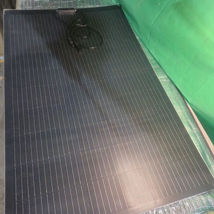 Panel Sloneczny Skladany 100W z Modułem i Różnymi Wejsciami