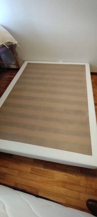 Estrado Molaflex Roma pele branco 200x150