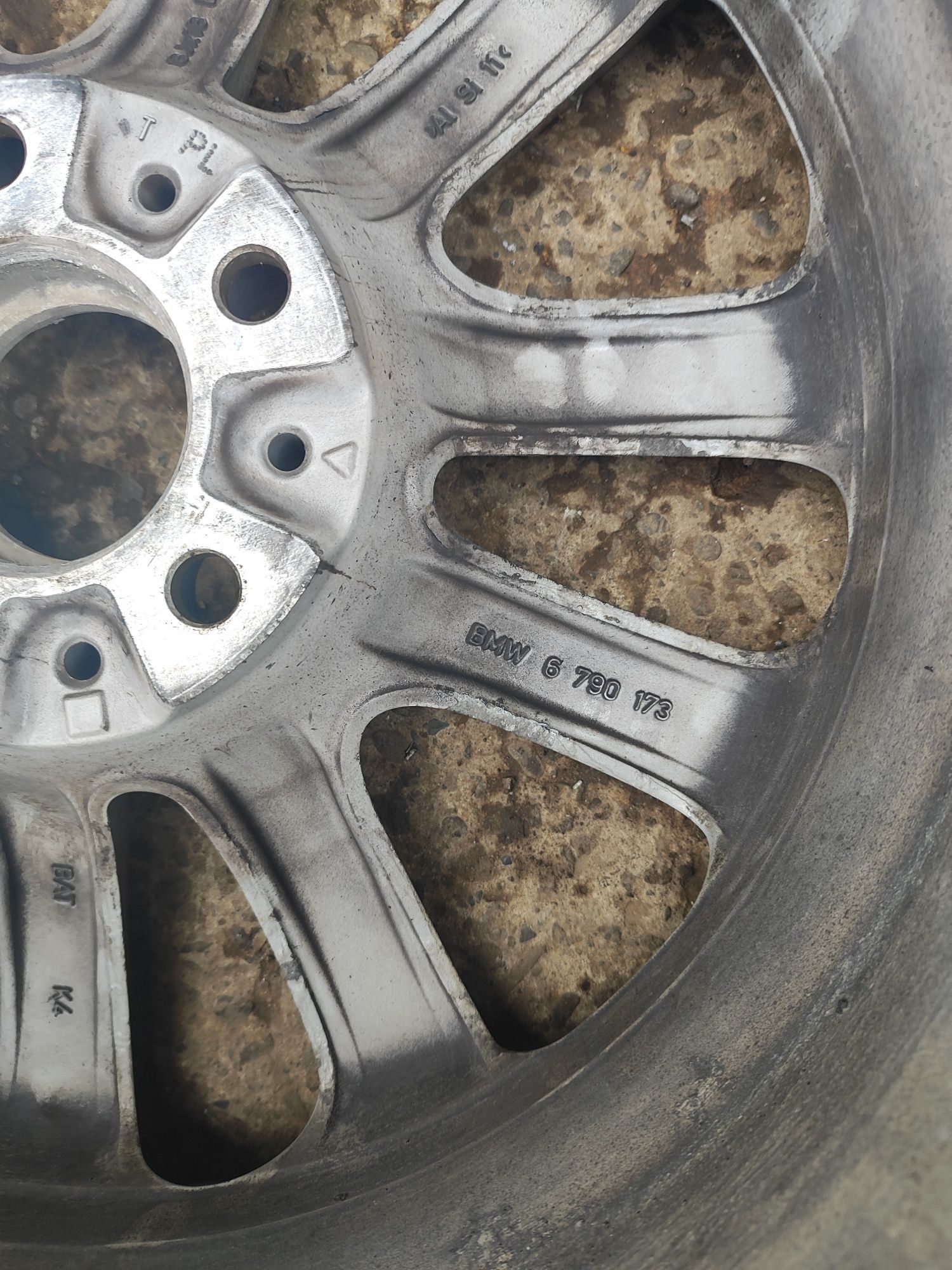 Alufelgi BMW 18 cali 8 j 18 120 x 5 pięć sztuk