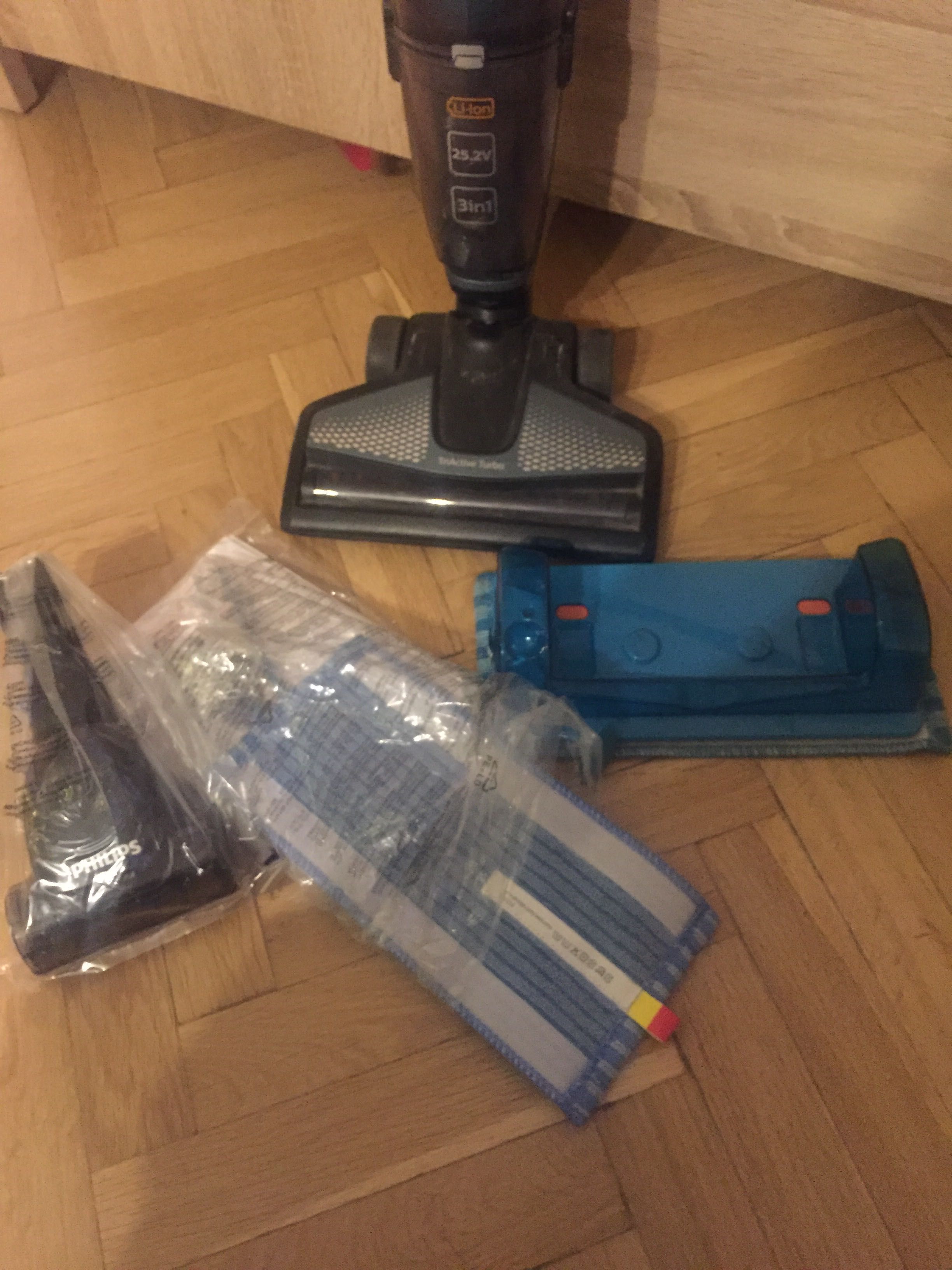 Odkurzacz pionowy Philips ProAqua