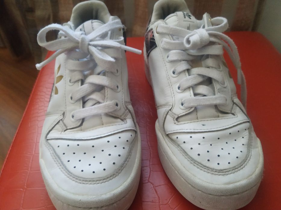 Sapatilhas adidas 36