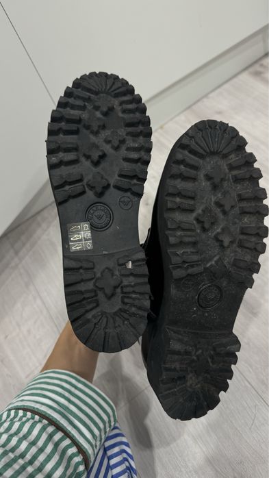 Чоботи ОРИГІНАЛЬНІ karl lagerfeld