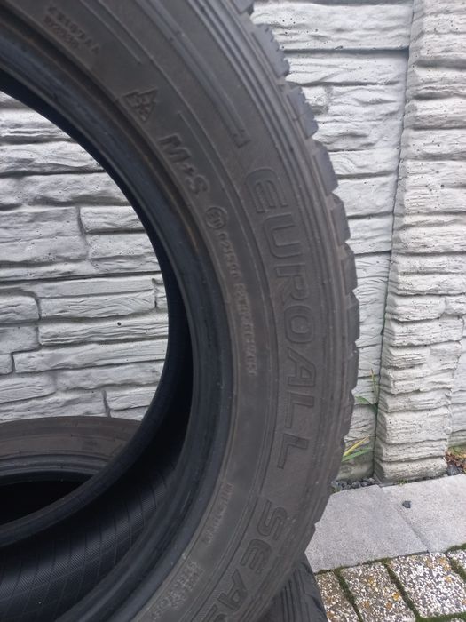 Opony zimowe 225/55r17C falken z 2021roku