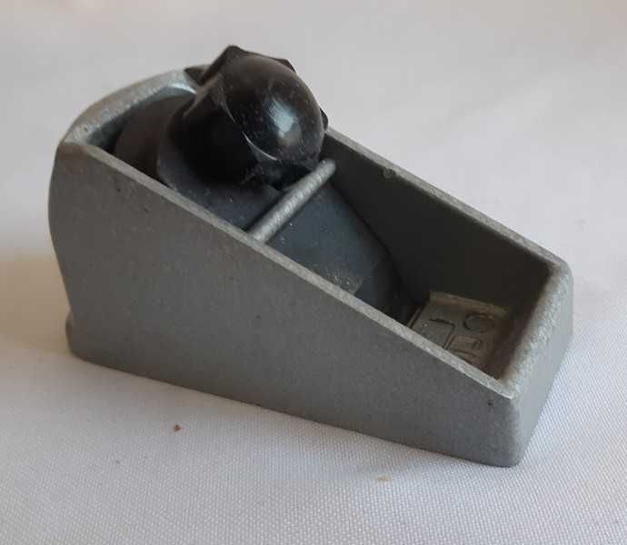 Комплект металлических рубанков по дереву