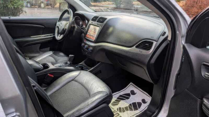 2018 Dodge Journey Crossroad