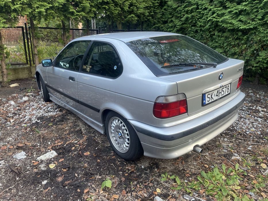 BMW E36 Compact 316i automat - uszkodzony