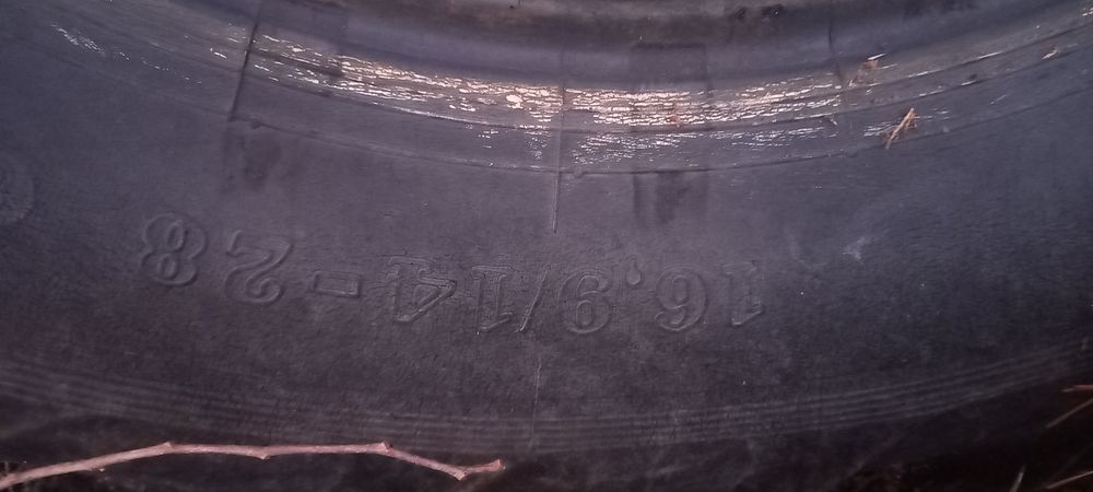 Opona rolnicza 16.9 R28 kombajn ciagnik ursus zetor case