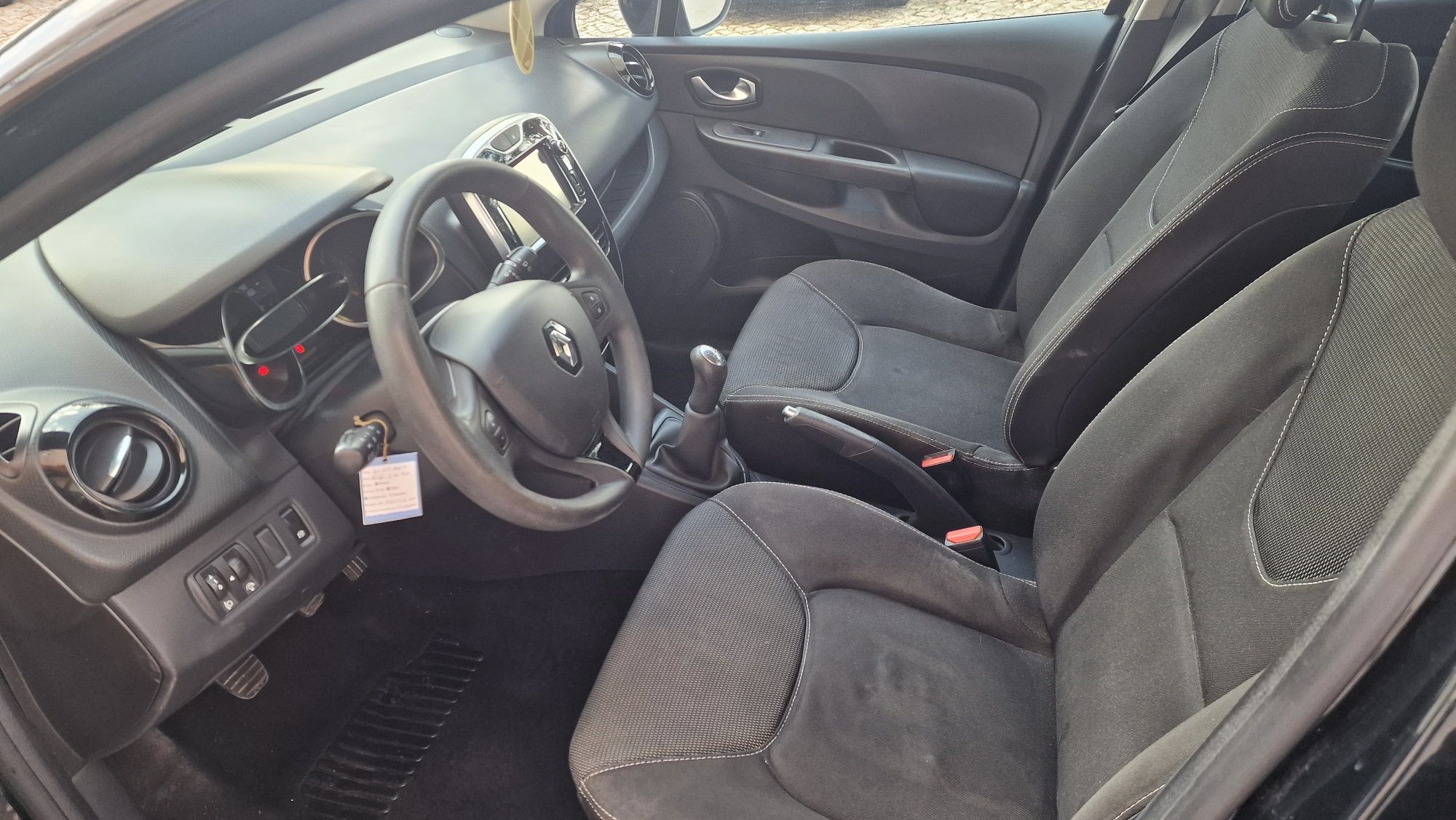 Renault clio sportourer 143000kms