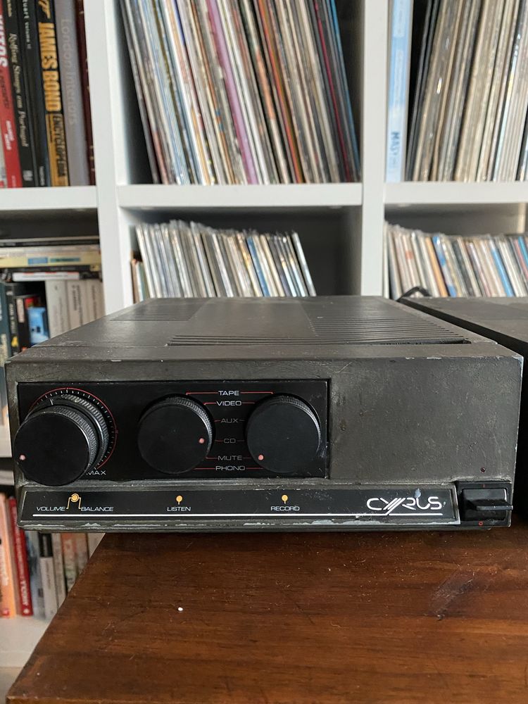 Aplificador Cyrus Mission II + psx power supply