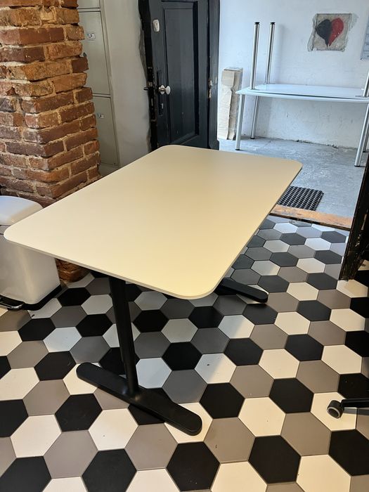 Biurko Ikea Bekant 120x80