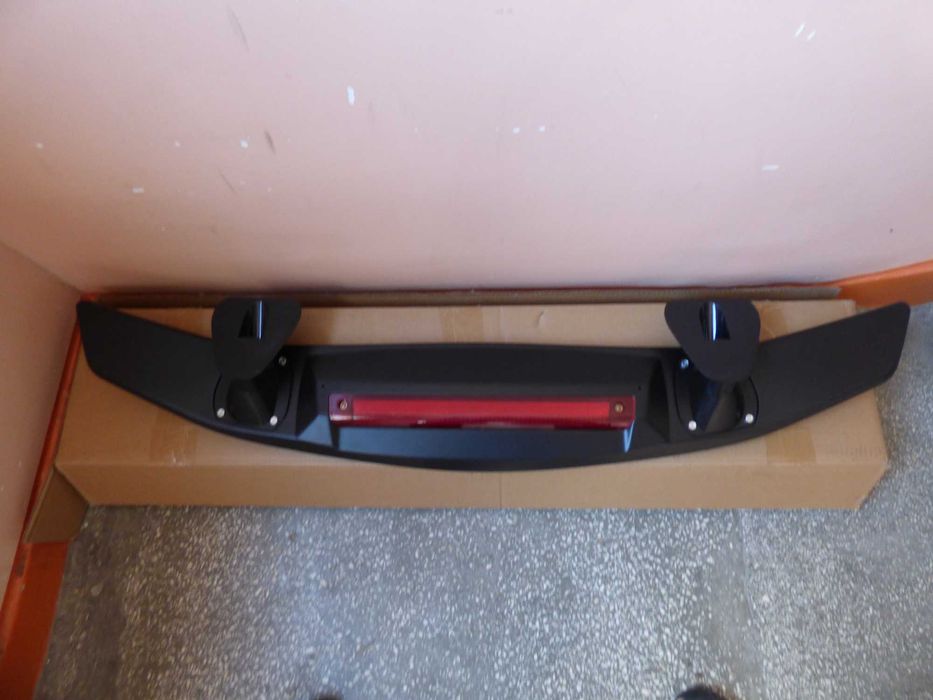 Spoiler tylny na bagażnik GT stylu 46 cali Uniwersalny