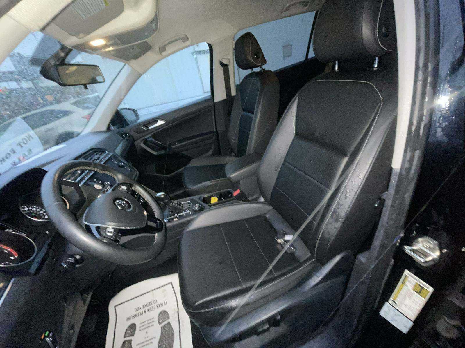 Продам 2021 Volkswagen Tiguan SE в доброму стані