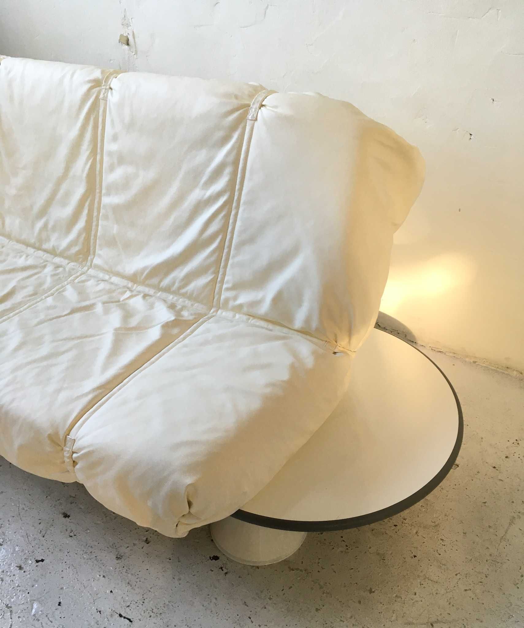 Giovannetti włoska sofa rozkładana skóra lata 80 vintage