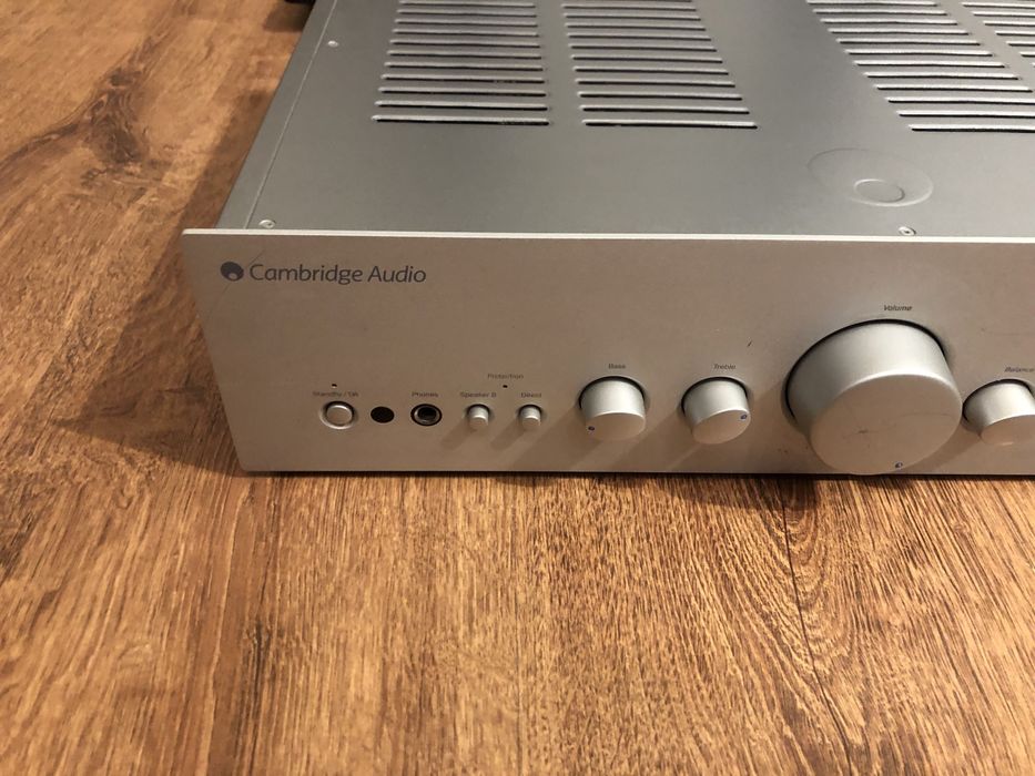 Wzmacniacz Stereo Cambridge Audio  540A V2 Azur