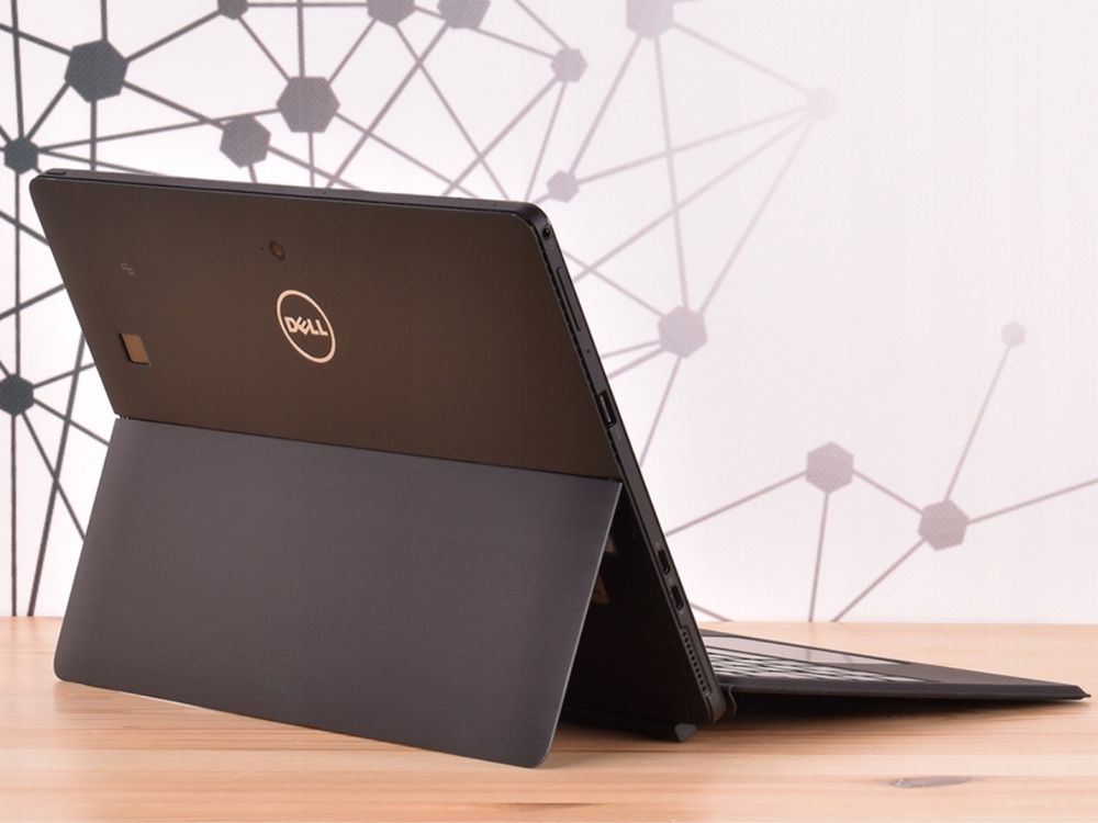 Laptop DELL Latitude i5-8350U CPU; LTE; 2-in-1, 1TB; 16 GB RAM;