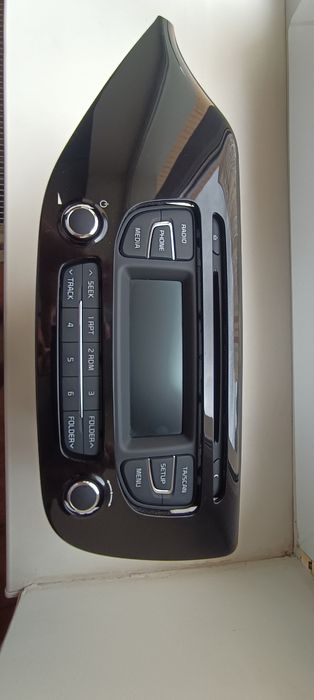 Магнітола штатная Кіа Сід 2017 року з рамкою