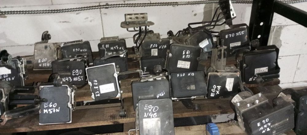 Блок АБС на БМВ Е65 Е66. Блок ABS BMW E65 E66. 006, 007