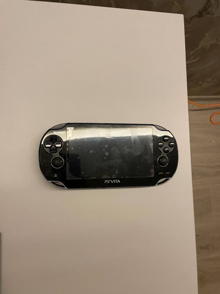 Продам sony playstation vita
