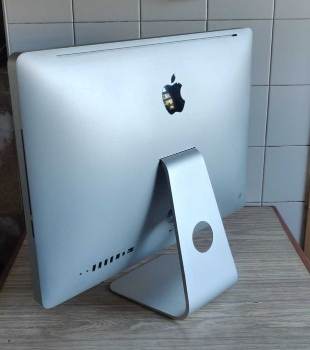 iMac 21.5" (para peças)