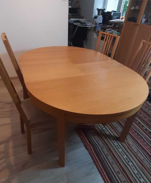 Duży, solidny stół rozkładany Bjursta
