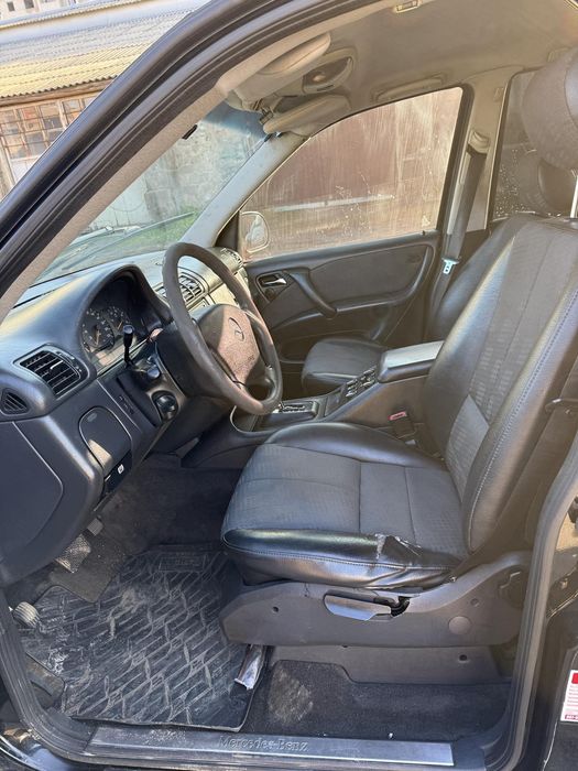 Mercedes ML270 2001рік 2,7дизель АКПП повний привід 4х4