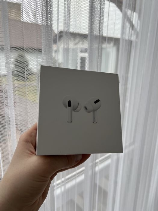 Продам AirPods Pro