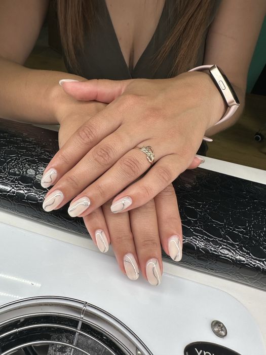 Запрошую на манікюр !