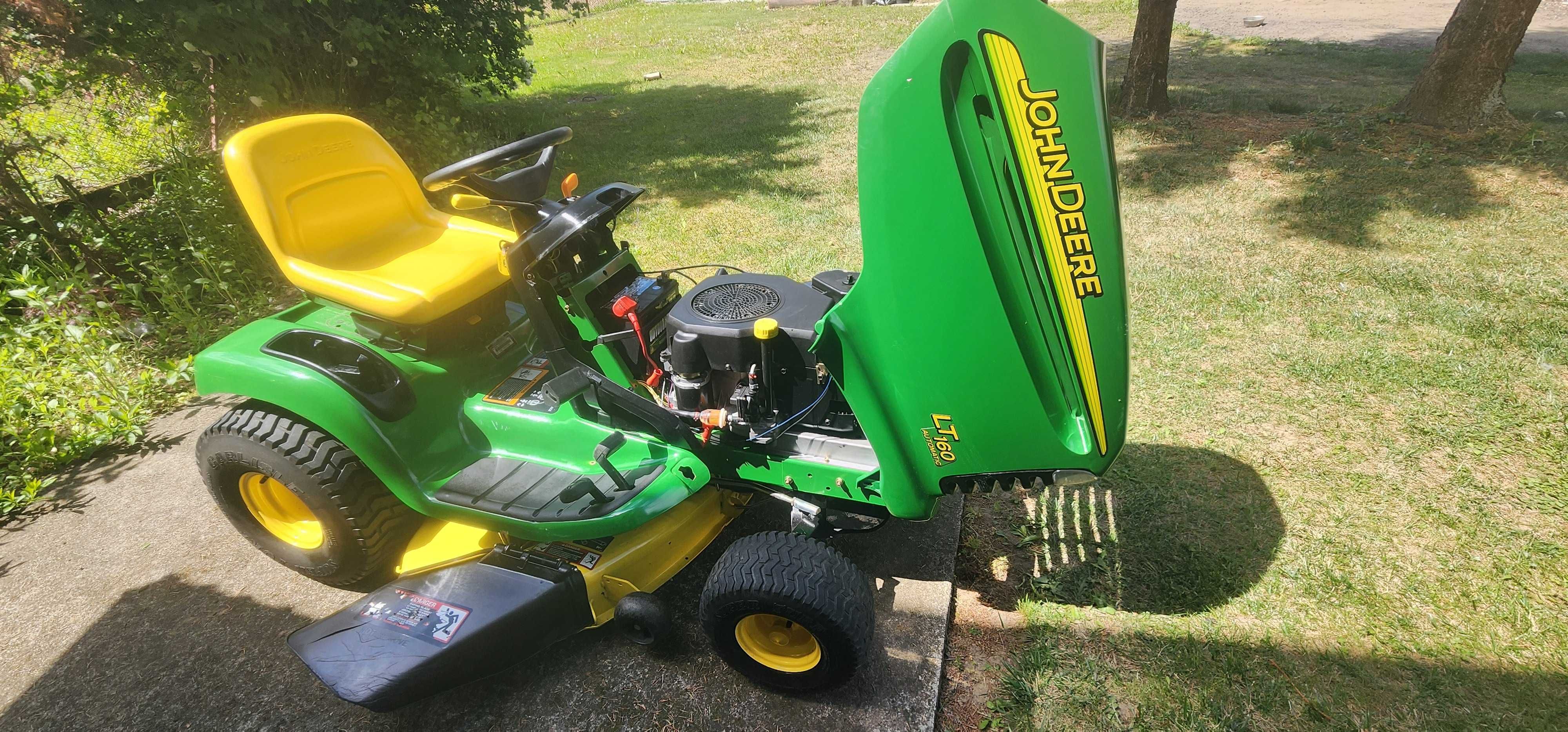 John Deere LT160, 16 KM