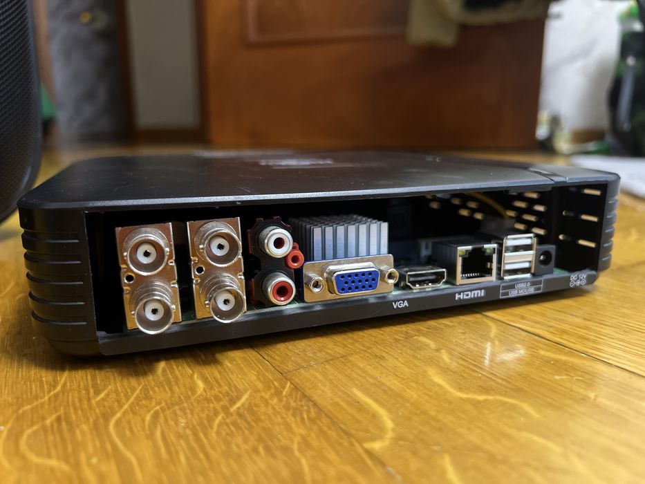 Відеорегістратор Hiseeu відеоспостереження hd