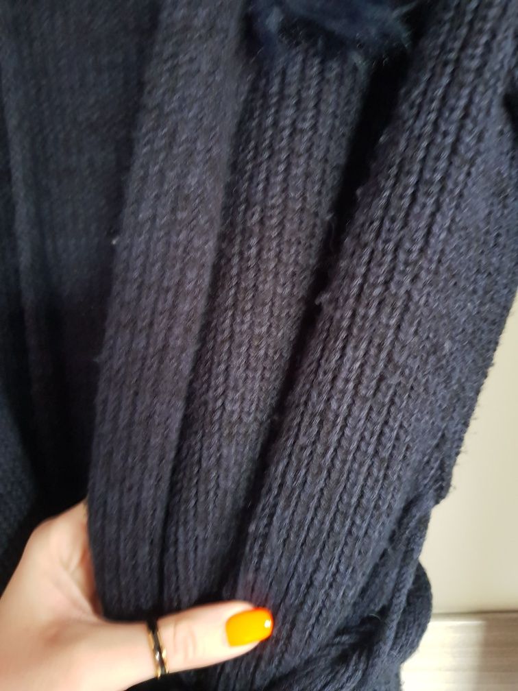 Granatowy sweter sweterek kardigan XL
Brak metki, ale wg mnie to L, XL