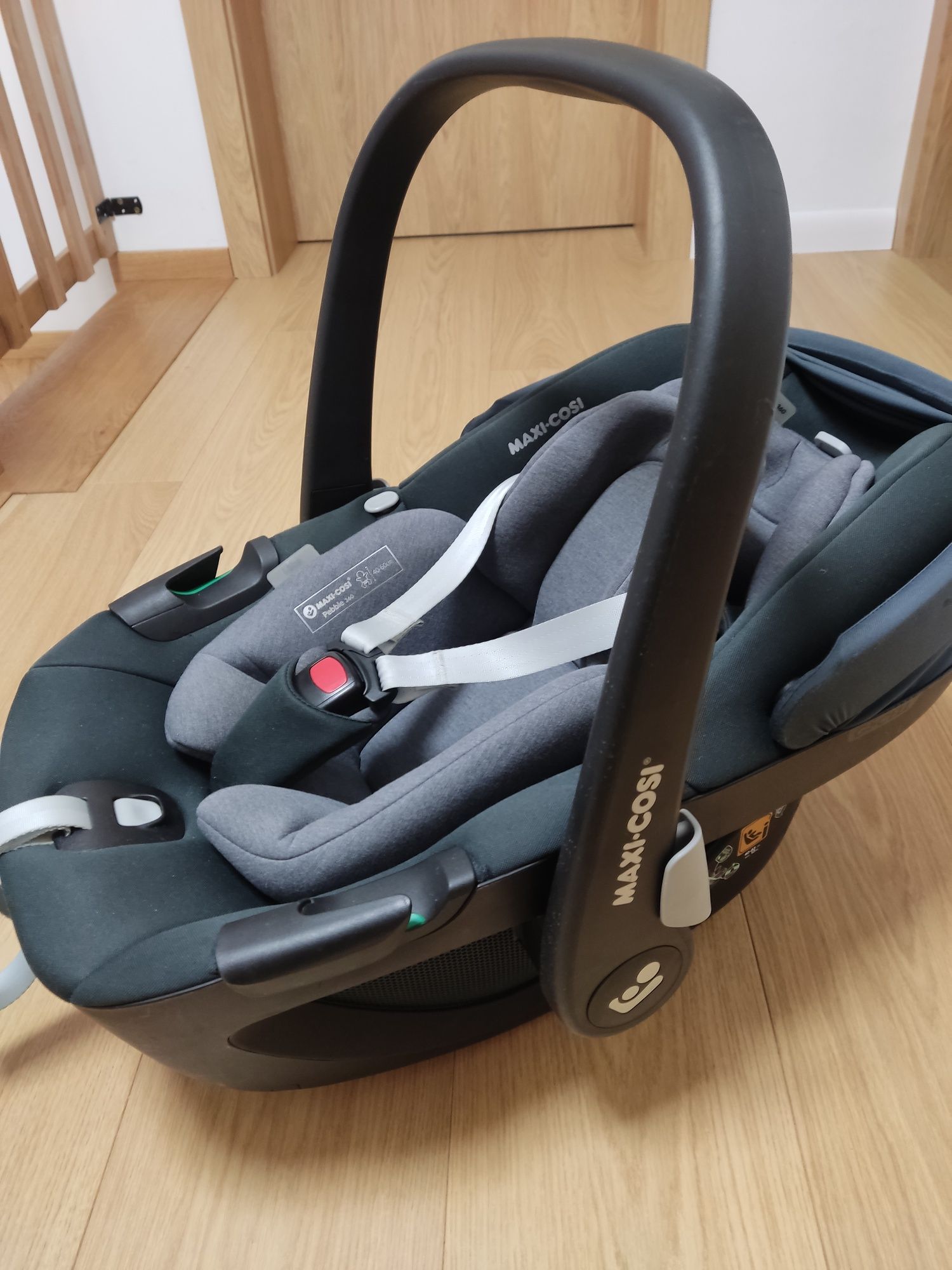 Fotelik samochodowy maxi Cosi Pebble 360