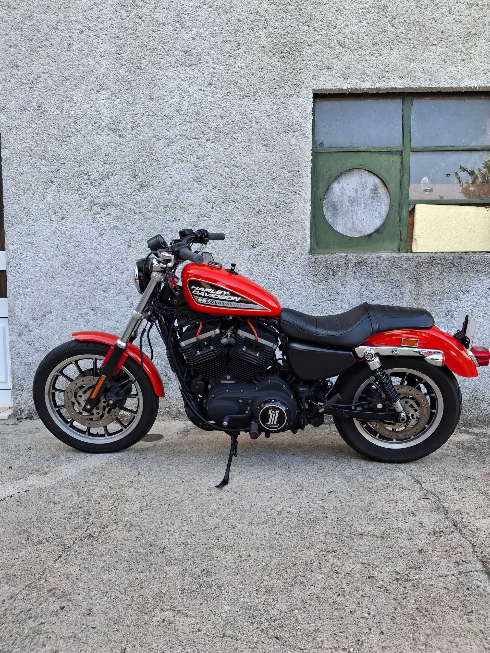 Harley Davidson 883R
