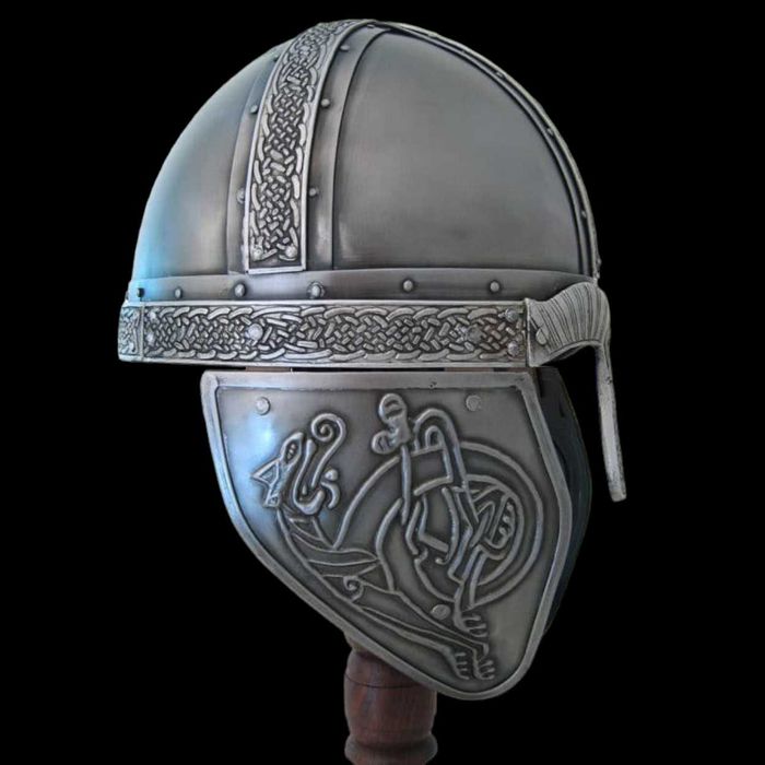 Bogato Zdobiony Hełm Wikingów (Ws300386)