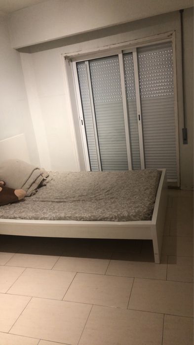 Arrenda- se quarto para casal, não necessario pagamento de calção