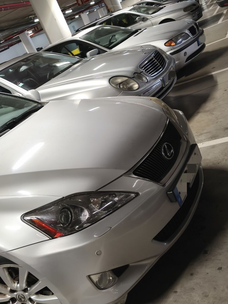 Lexus is220d impecável