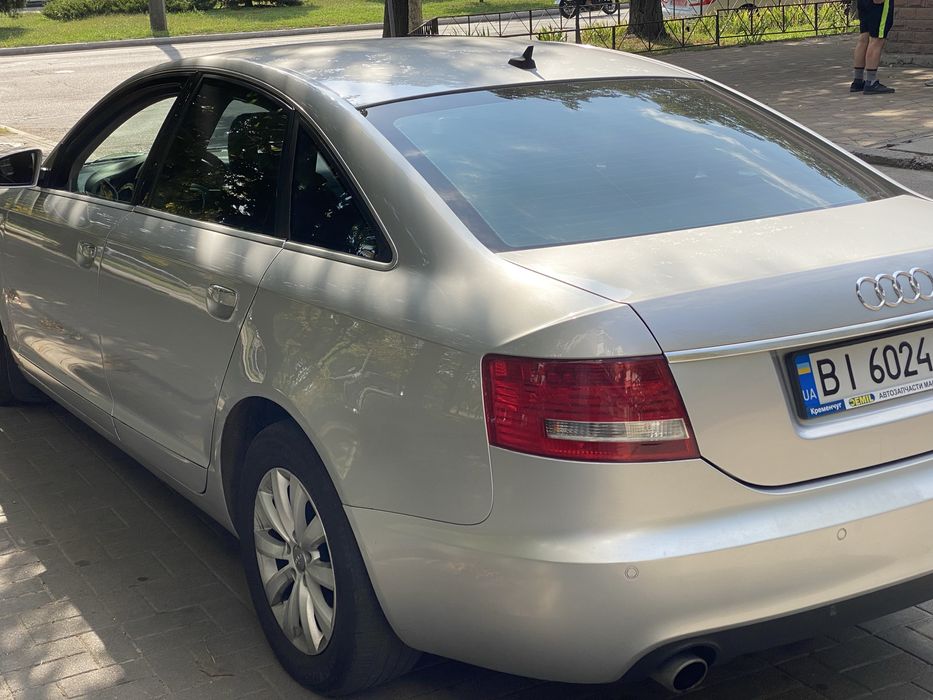 Audi А6С6 2.4 6ст