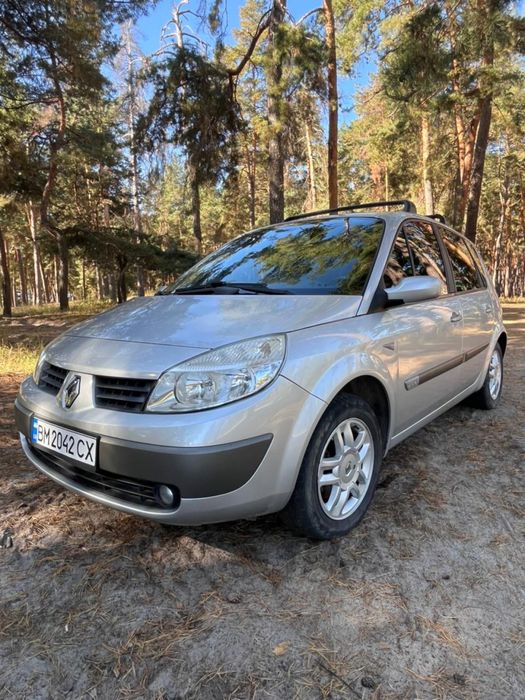 Надійне авто Renault Scenic