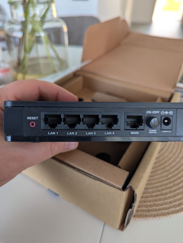 Ethernet роутер Cisco SB RV 180 VPN router