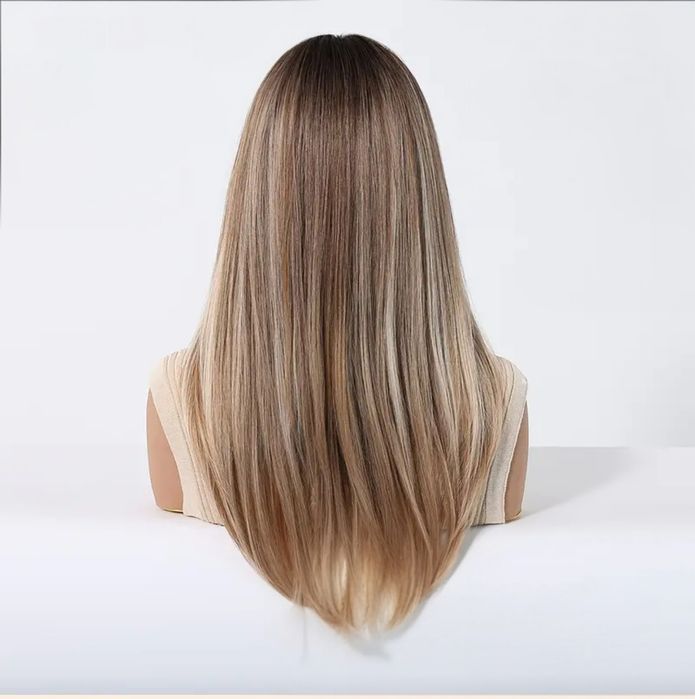 Якісні синтетичні перуки/парик