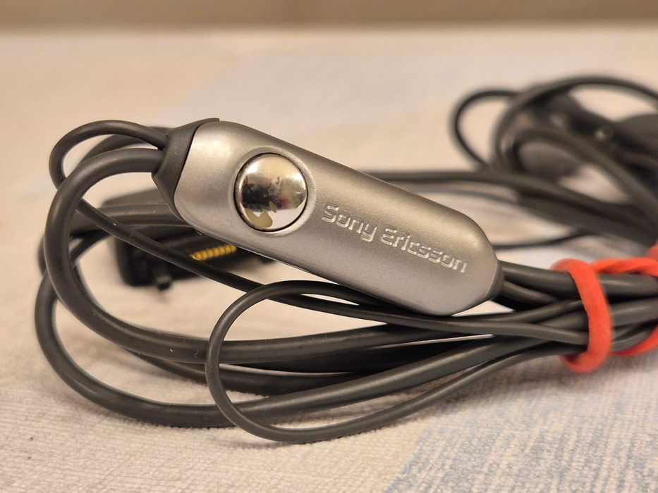 Słuchawki douszna Sony Ericsson