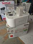 Jajowar Emerio EB-115560 biały