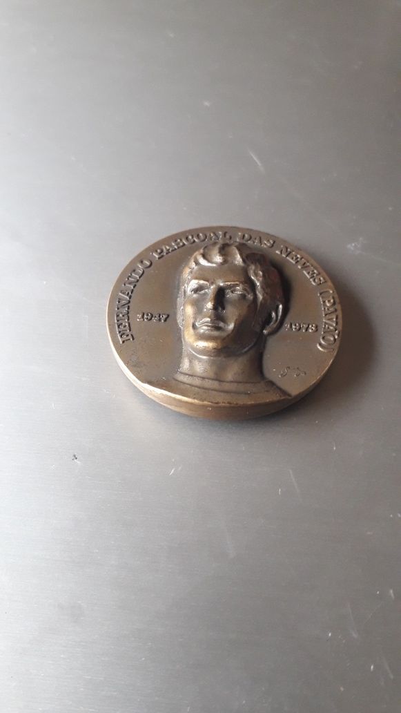 Medalha do Pavão homenagem póstuma 1975 bronze FC Porto