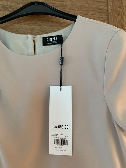 Nowa sukienka Simple r.40