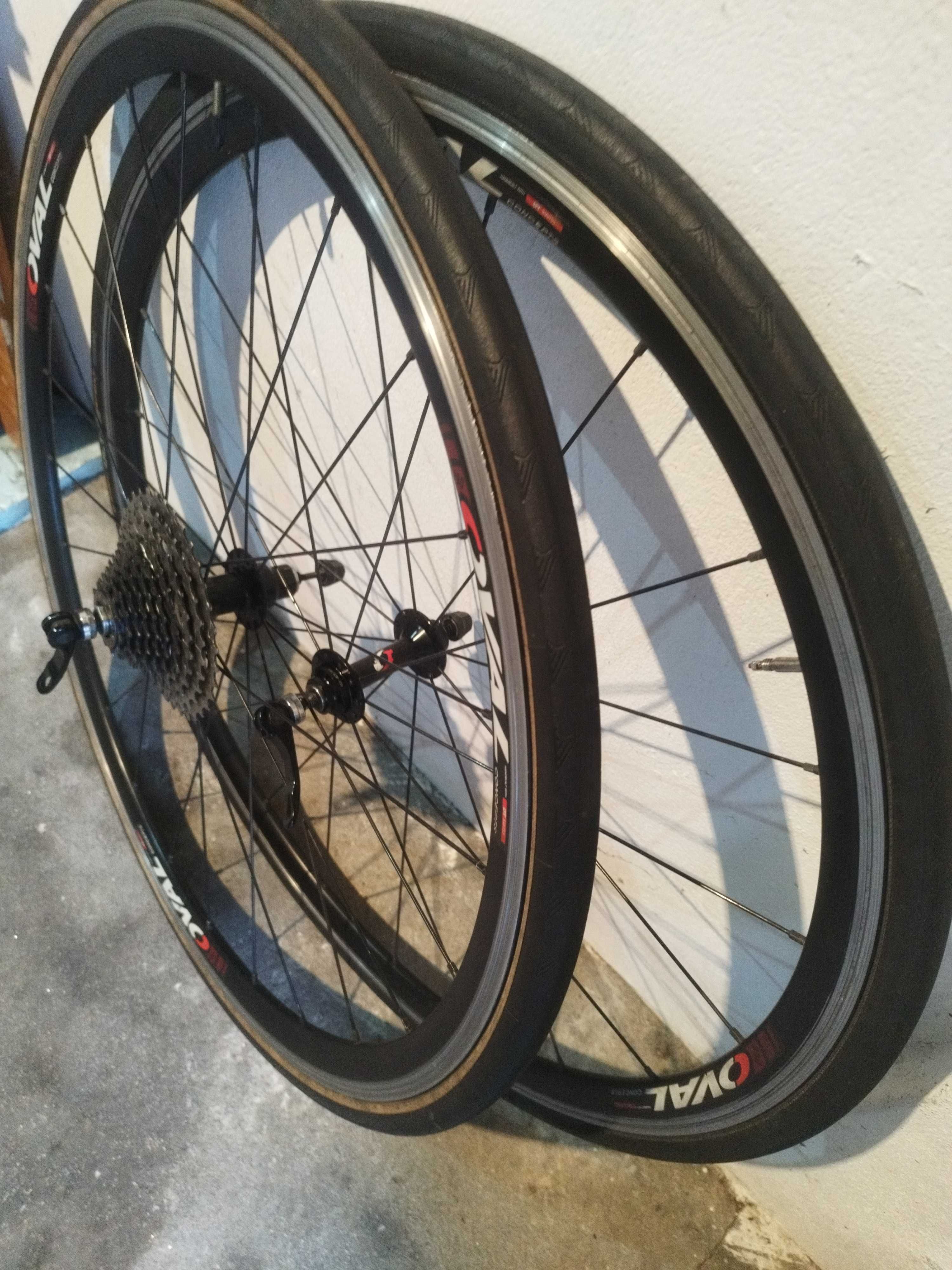 Rodas marca oval