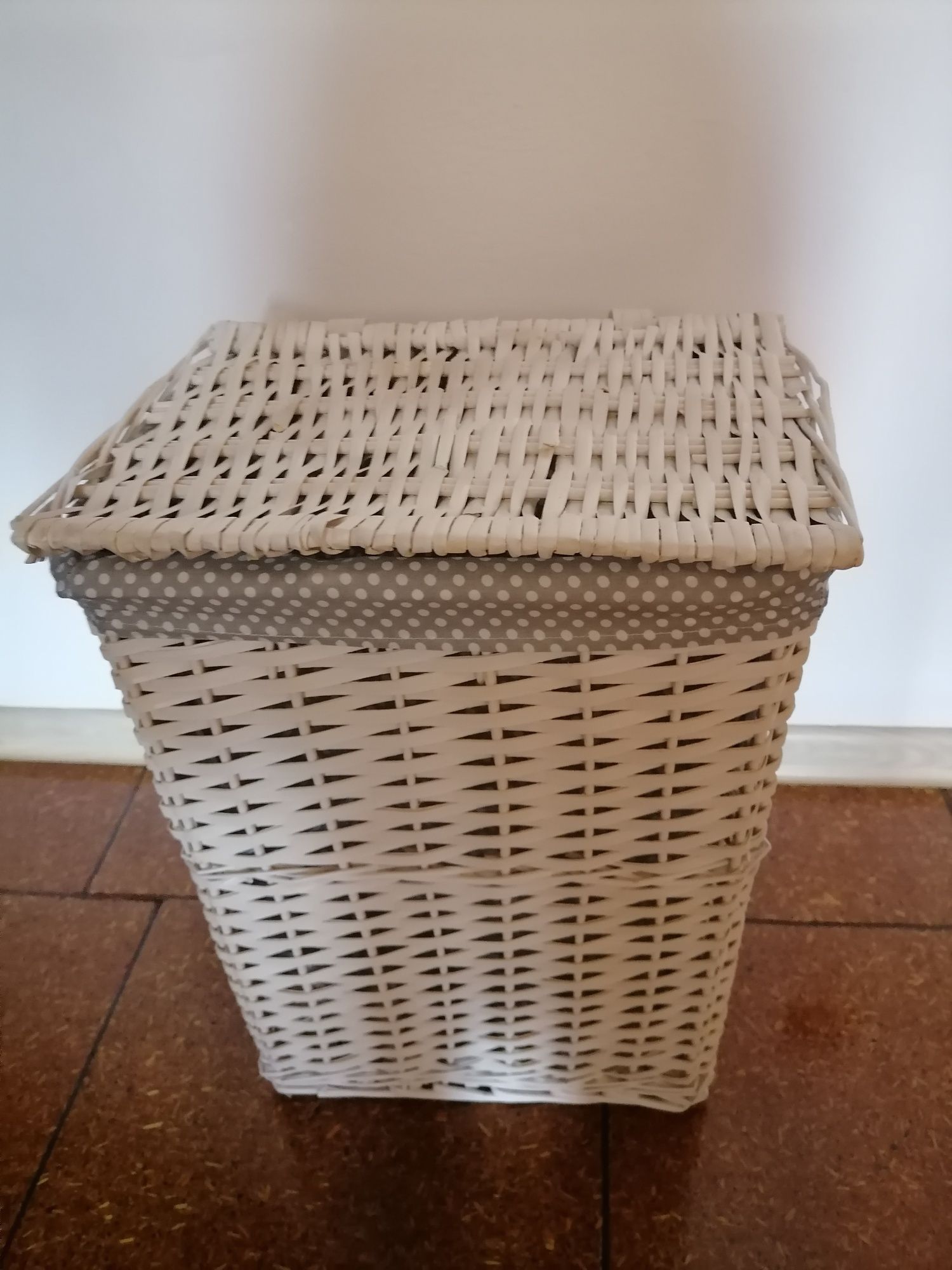 Wiklinowy kosz na pranie