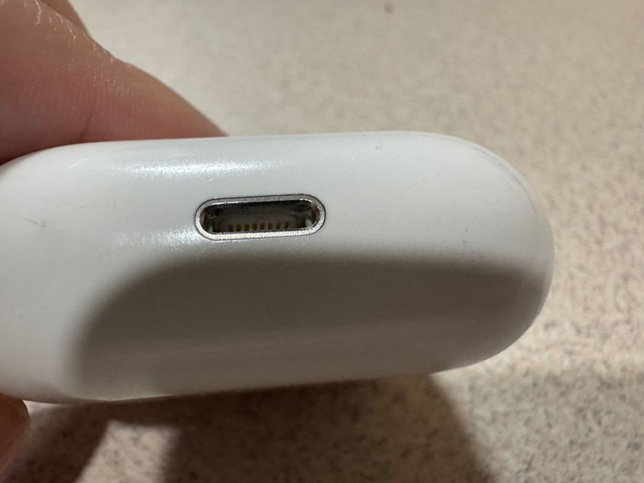 Навушники Apple AirPods 3rd generation with MagSafe Charging Case