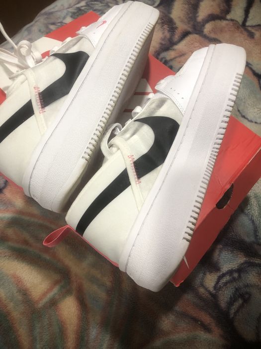 Кросовки женские бренд найк 42 размера