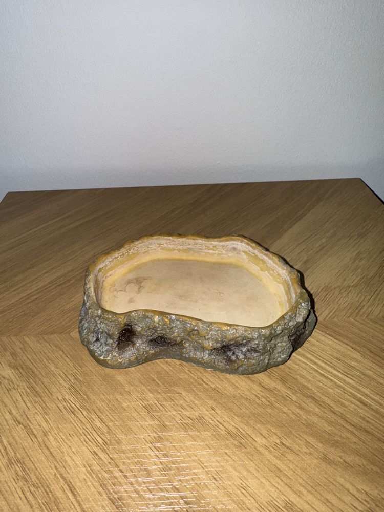 Akcesoria i piasek do terrarium
